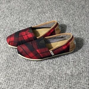 TOMS Canvas Tan Corduroy Classic Plaid Red Black Brown Slip-On Shoes Womens 5